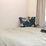 Cozy Apartment For 2 In The 11Th