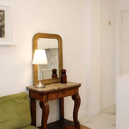 Cozy For 2 In The 11th Parigi